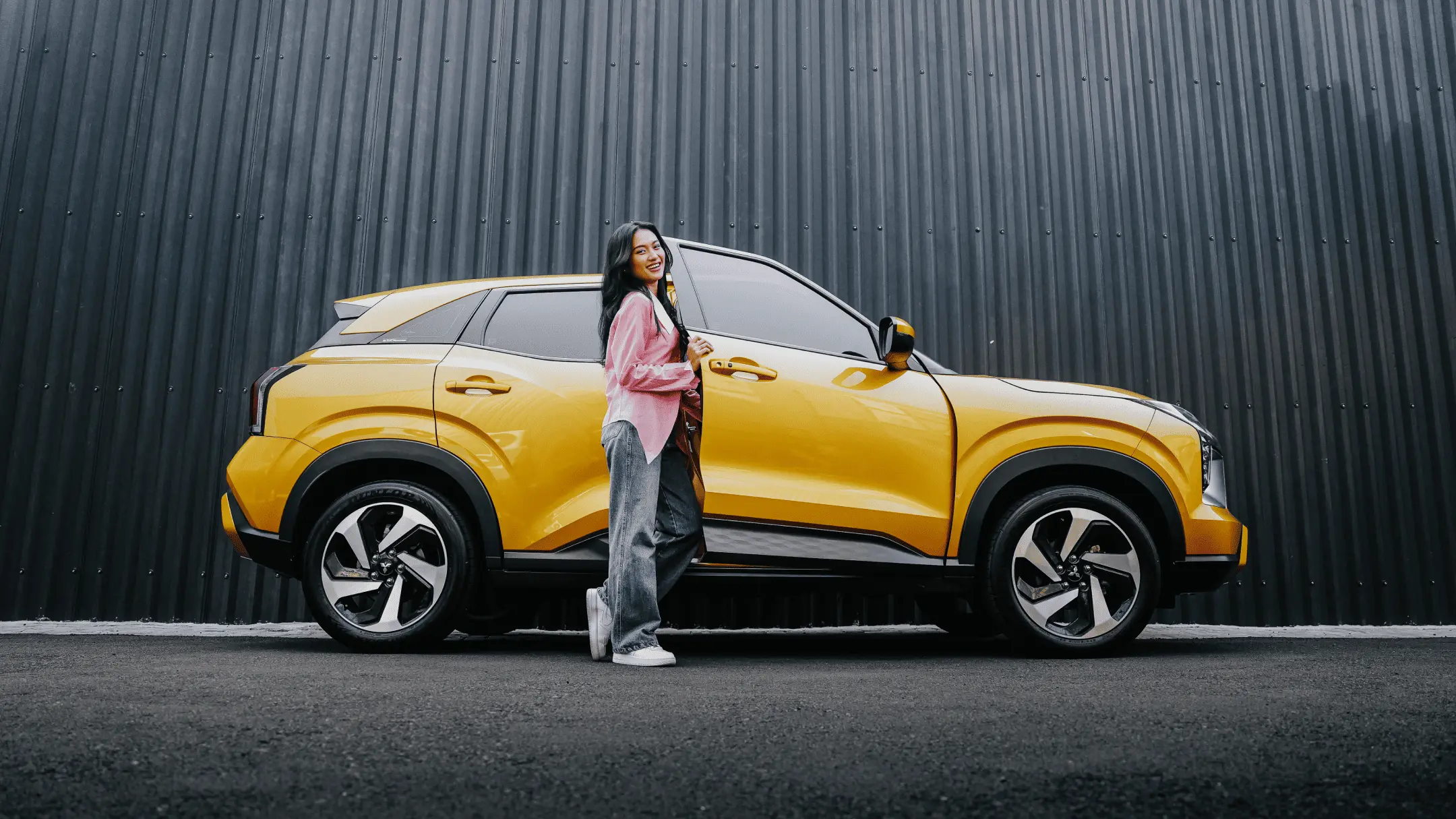 Mitsubishi Sardana Mitsubishi Connect ID